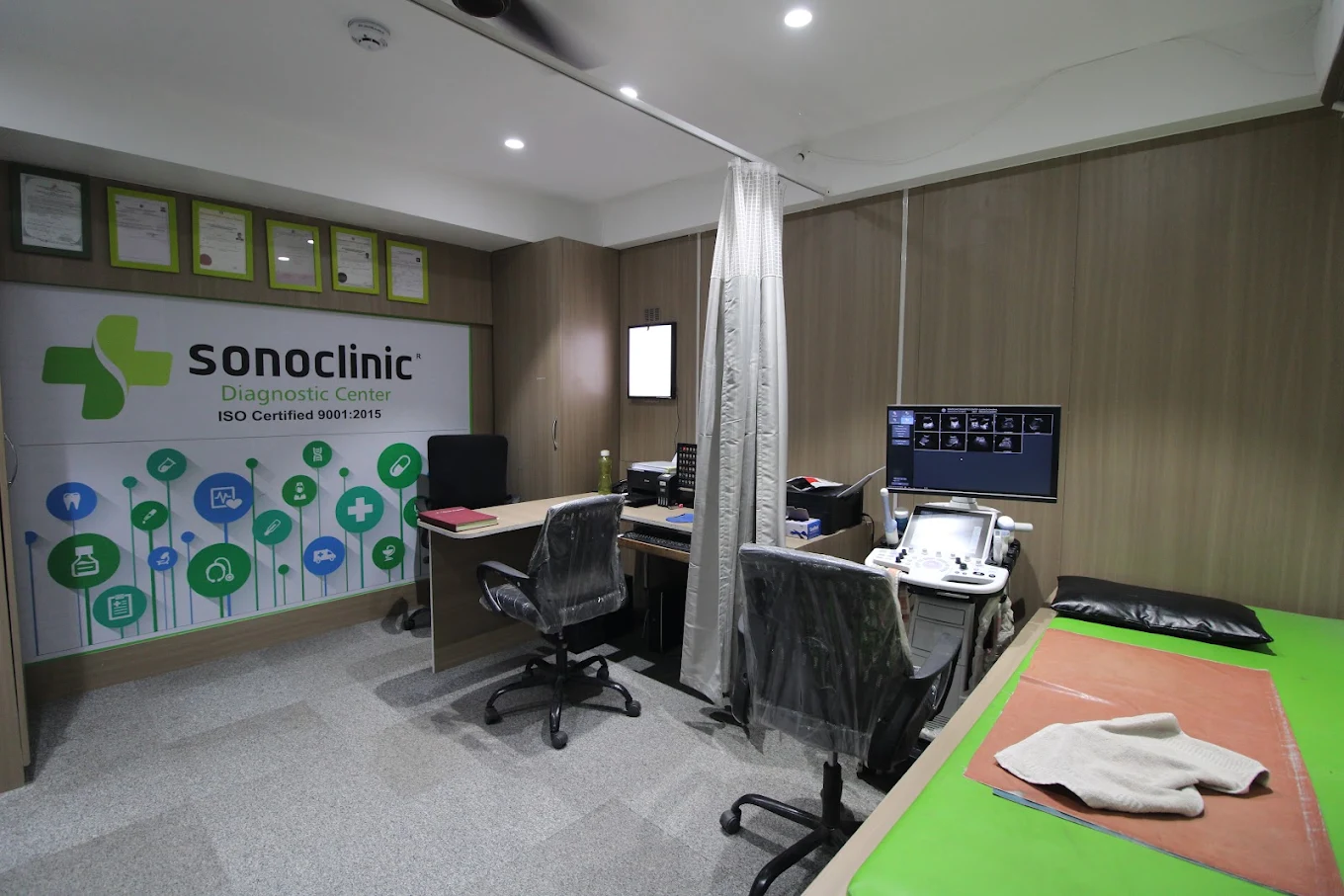 Sonography and ultrasound room at Sonoclinic Kharadi
